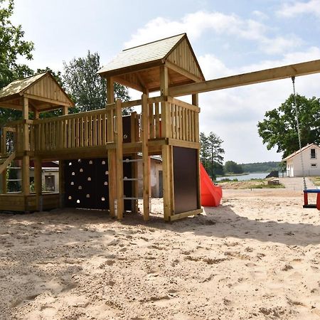 Ferienhaus für die ganze Familie - Kamin-Sauna-See Krakow am See Exterior foto