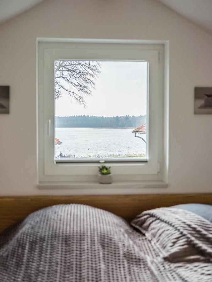 Ferienhaus für die ganze Familie - Kamin-Sauna-See Krakow am See Exterior foto
